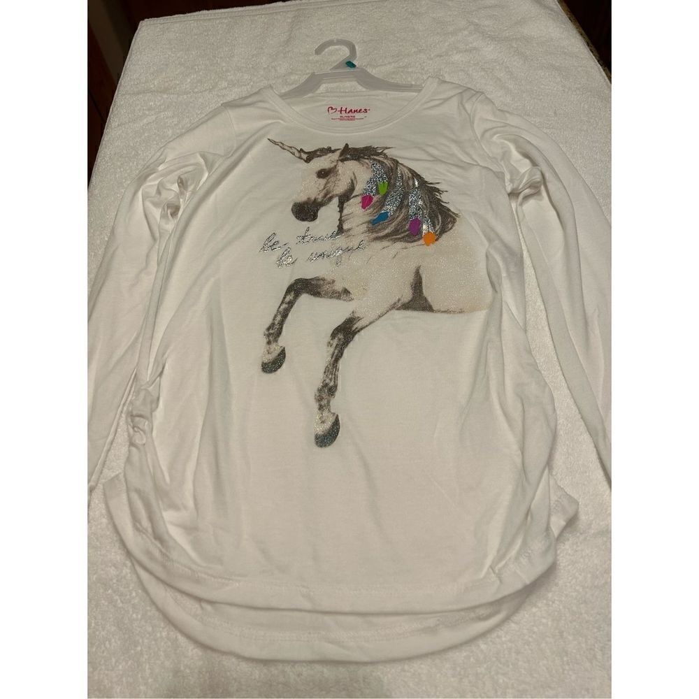 NWT Large XLarge Unicorn glitter white tee raii in nbow colors